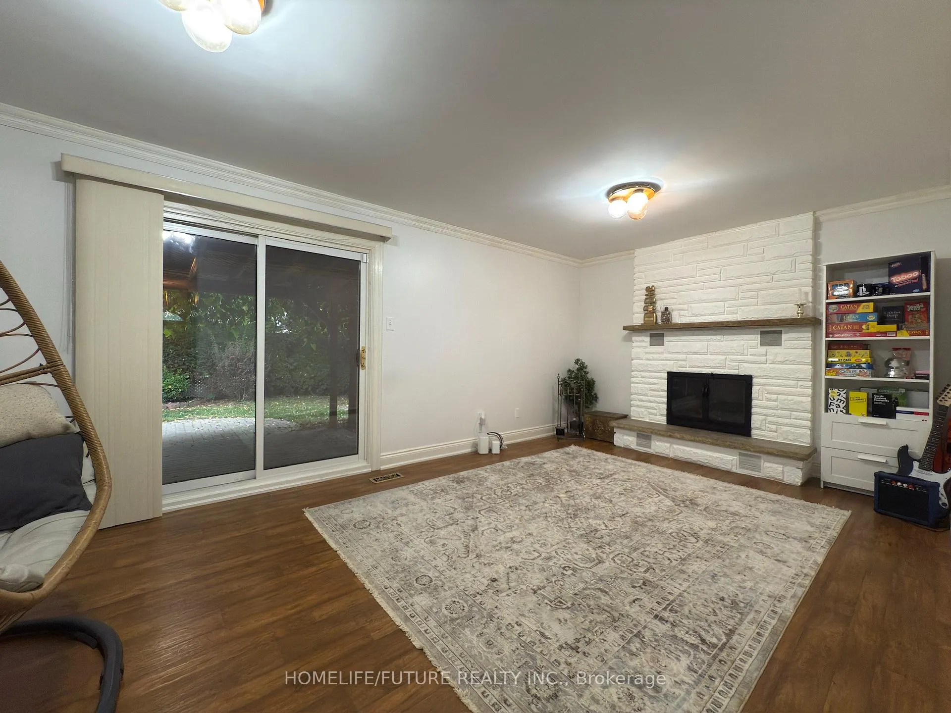 Photo 11 of 494 Dean Avenue, Oshawa, Central — HOMEH