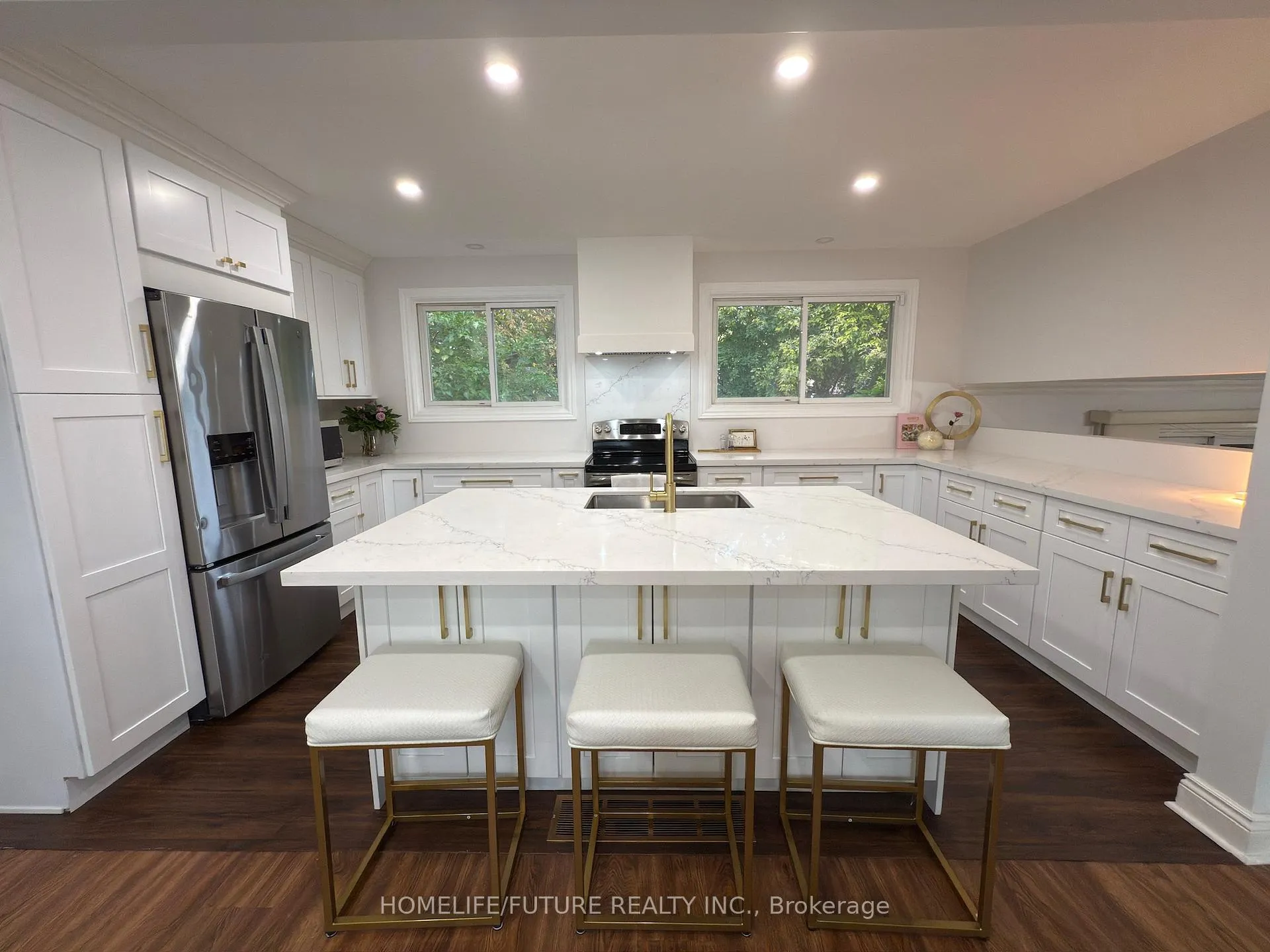 Photo 18 of 494 Dean Avenue, Oshawa, Central — HOMEH