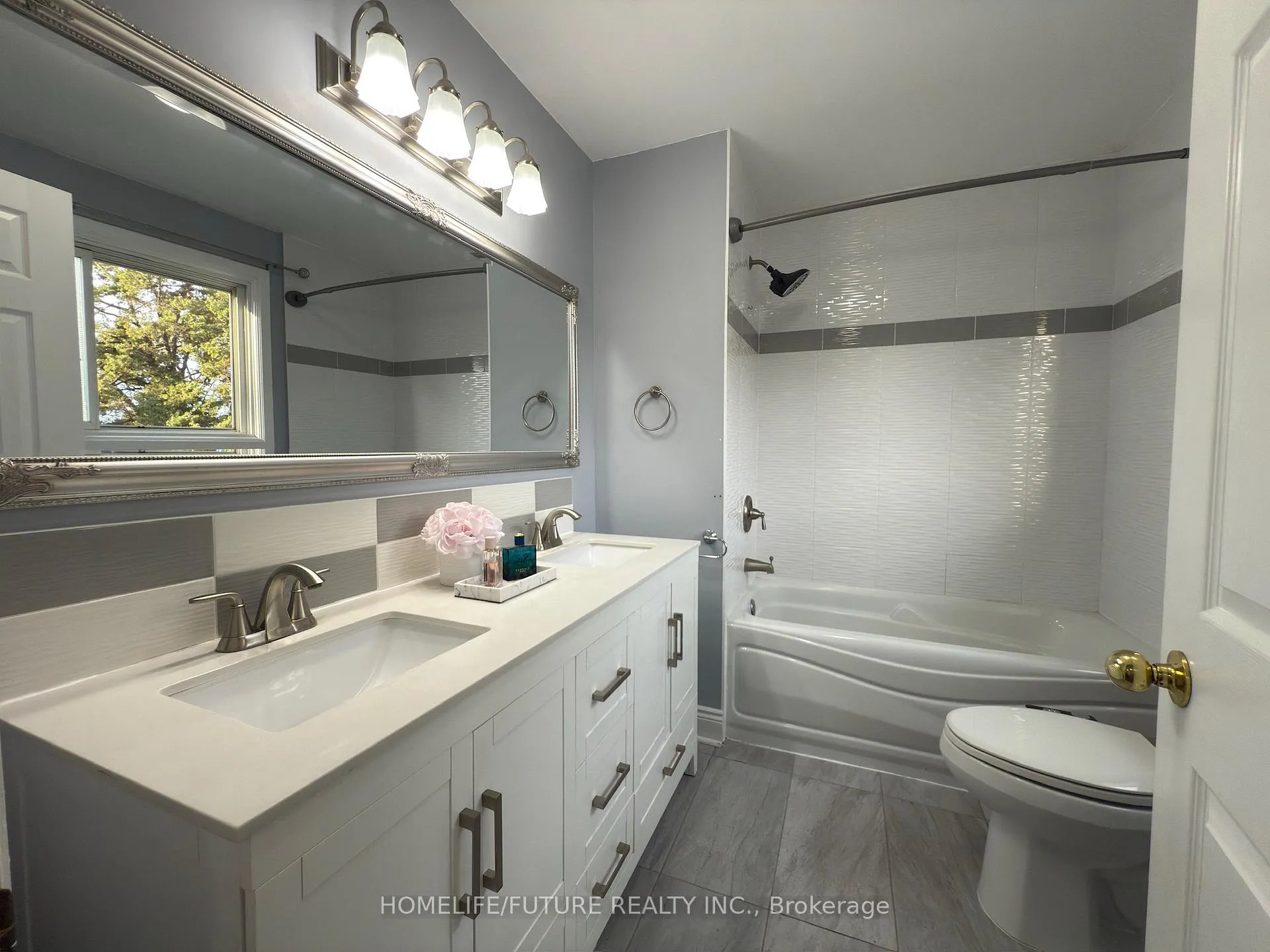 Photo 27 of 494 Dean Avenue, Oshawa, Central — HOMEH