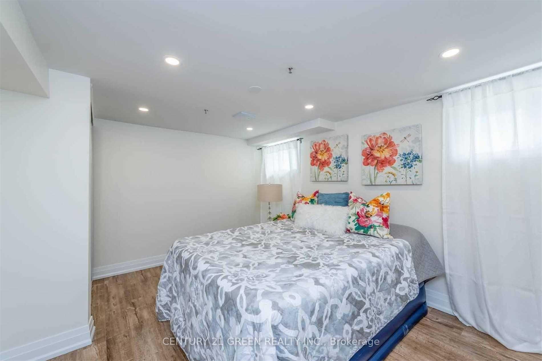 Photo 8 of Unit Basement, 112 Glenshephard Drive, Scarborough, Kennedy Park — HOMEH