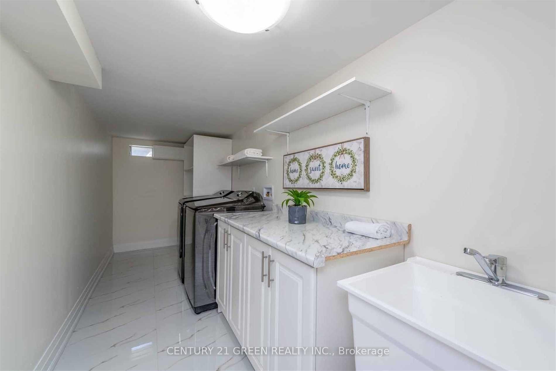 Photo 9 of Unit Basement, 112 Glenshephard Drive, Scarborough, Kennedy Park — HOMEH