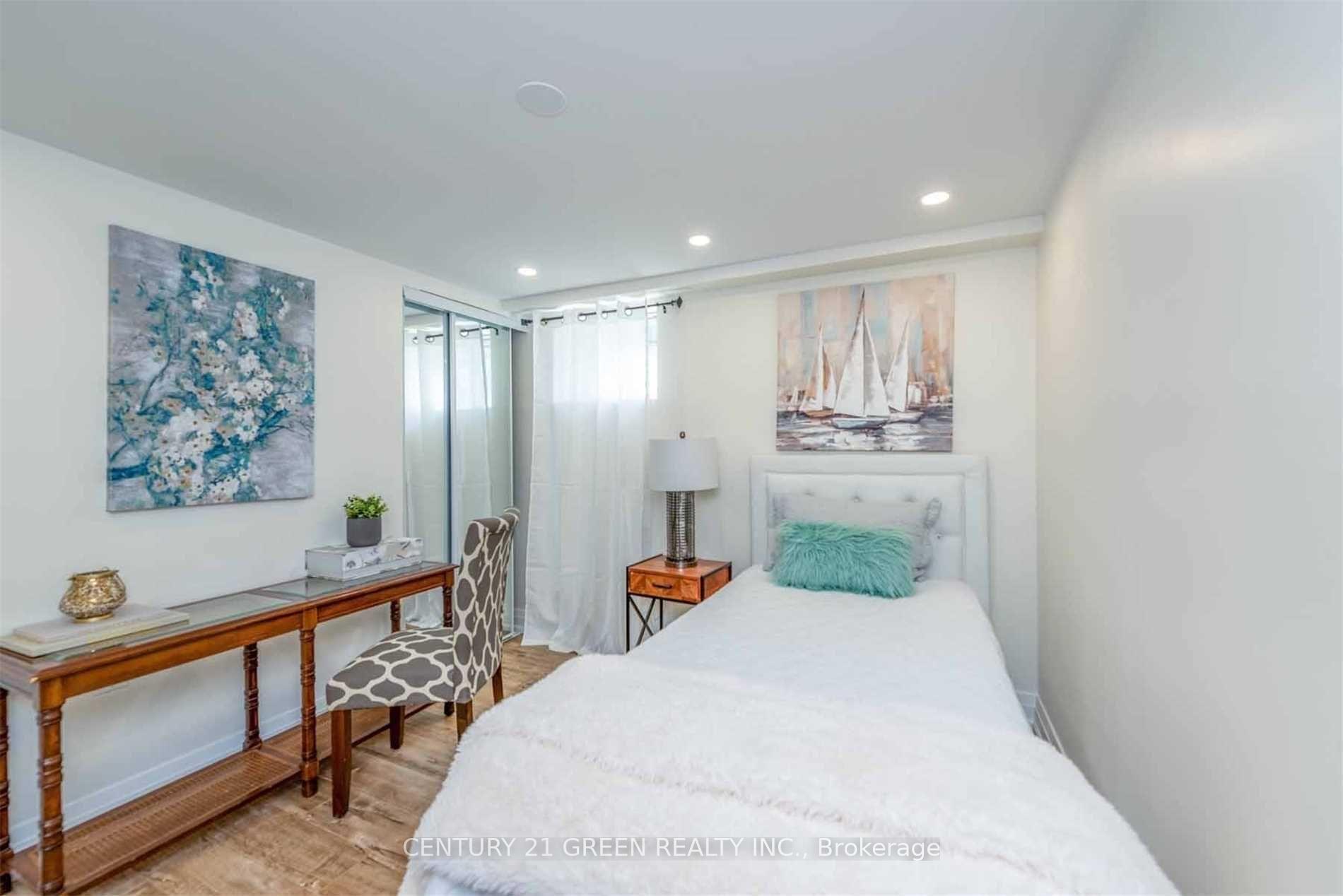 Photo 10 of Unit Basement, 112 Glenshephard Drive, Scarborough, Kennedy Park — HOMEH