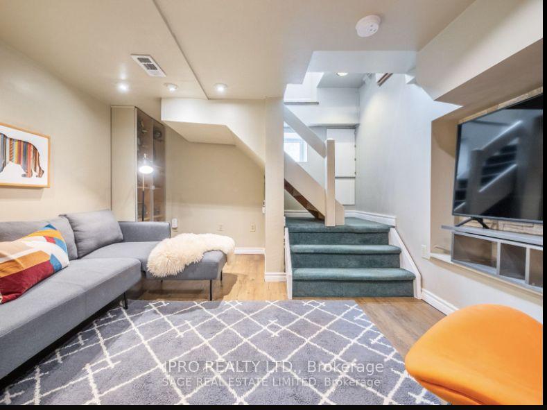 Photo 12 of 4 Percy Street, Toronto, Moss Park — HOMEH
