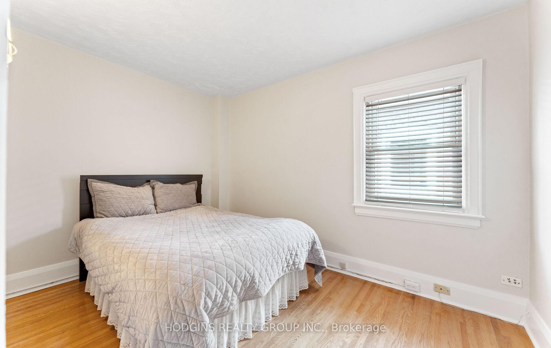 Photo 21 of 36 Durant Avenue, Toronto, Danforth Village-East York — HOMEH