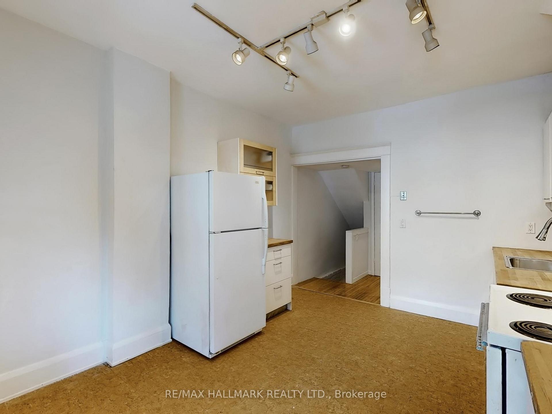 Photo 13 of 86 Langley Avenue, Toronto, North Riverdale — HOMEH