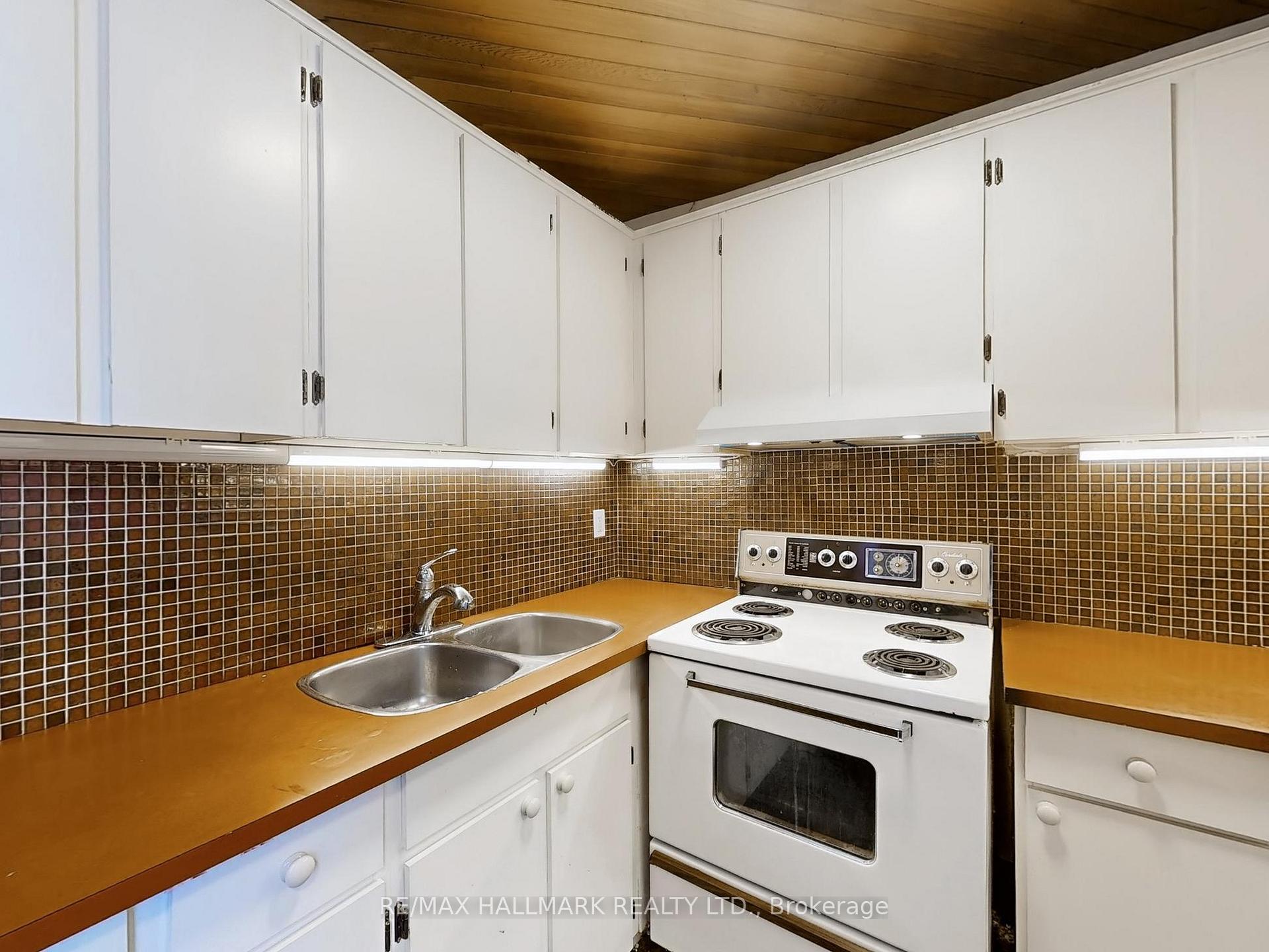 Photo 27 of 86 Langley Avenue, Toronto, North Riverdale — HOMEH