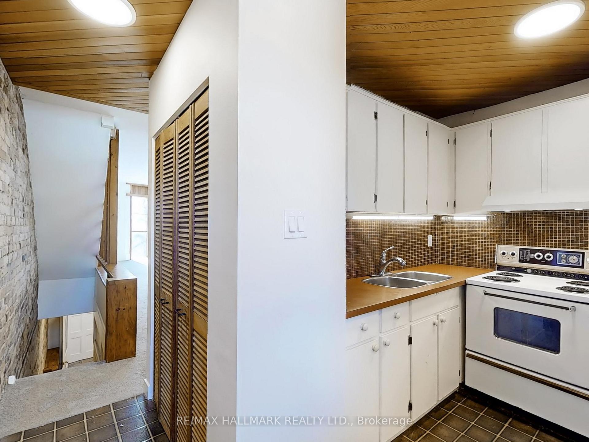 Photo 30 of 86 Langley Avenue, Toronto, North Riverdale — HOMEH