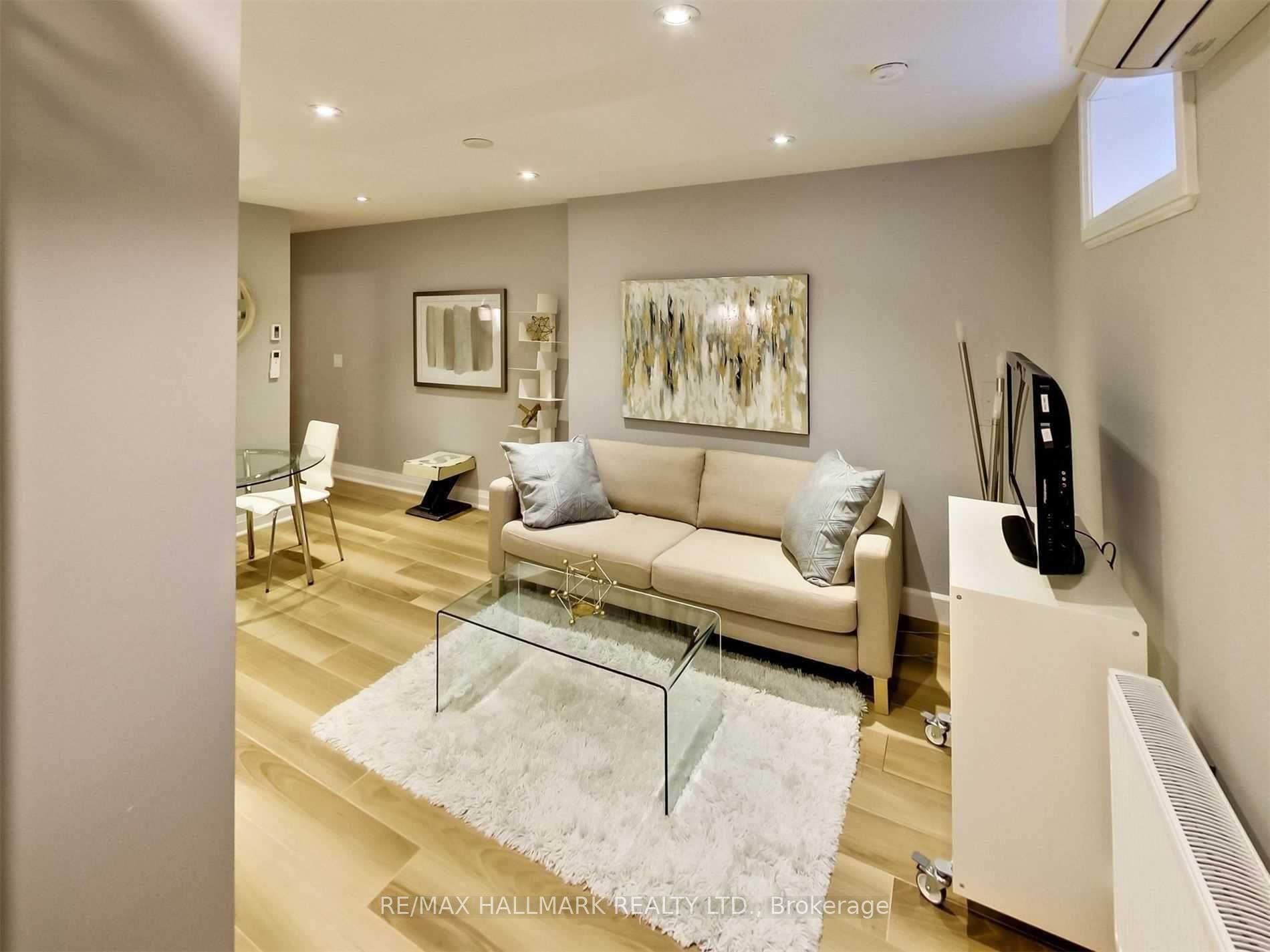 Photo 4 of Unit Lower, 339 Wellesley Street, Toronto, Cabbagetown-South St. James Town — HOMEH