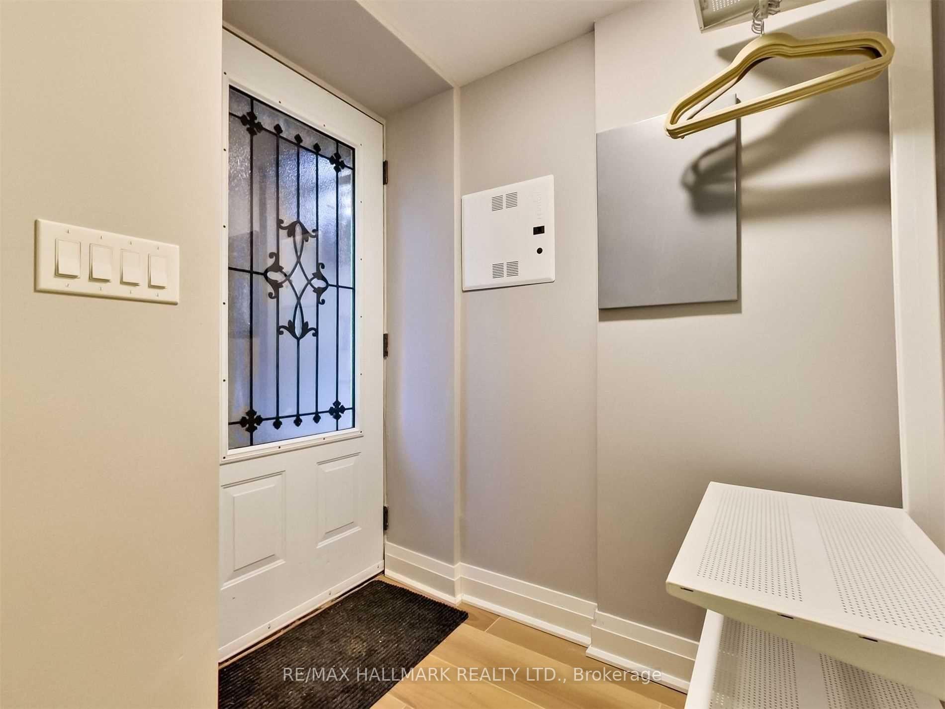Photo 5 of Unit Lower, 339 Wellesley Street, Toronto, Cabbagetown-South St. James Town — HOMEH