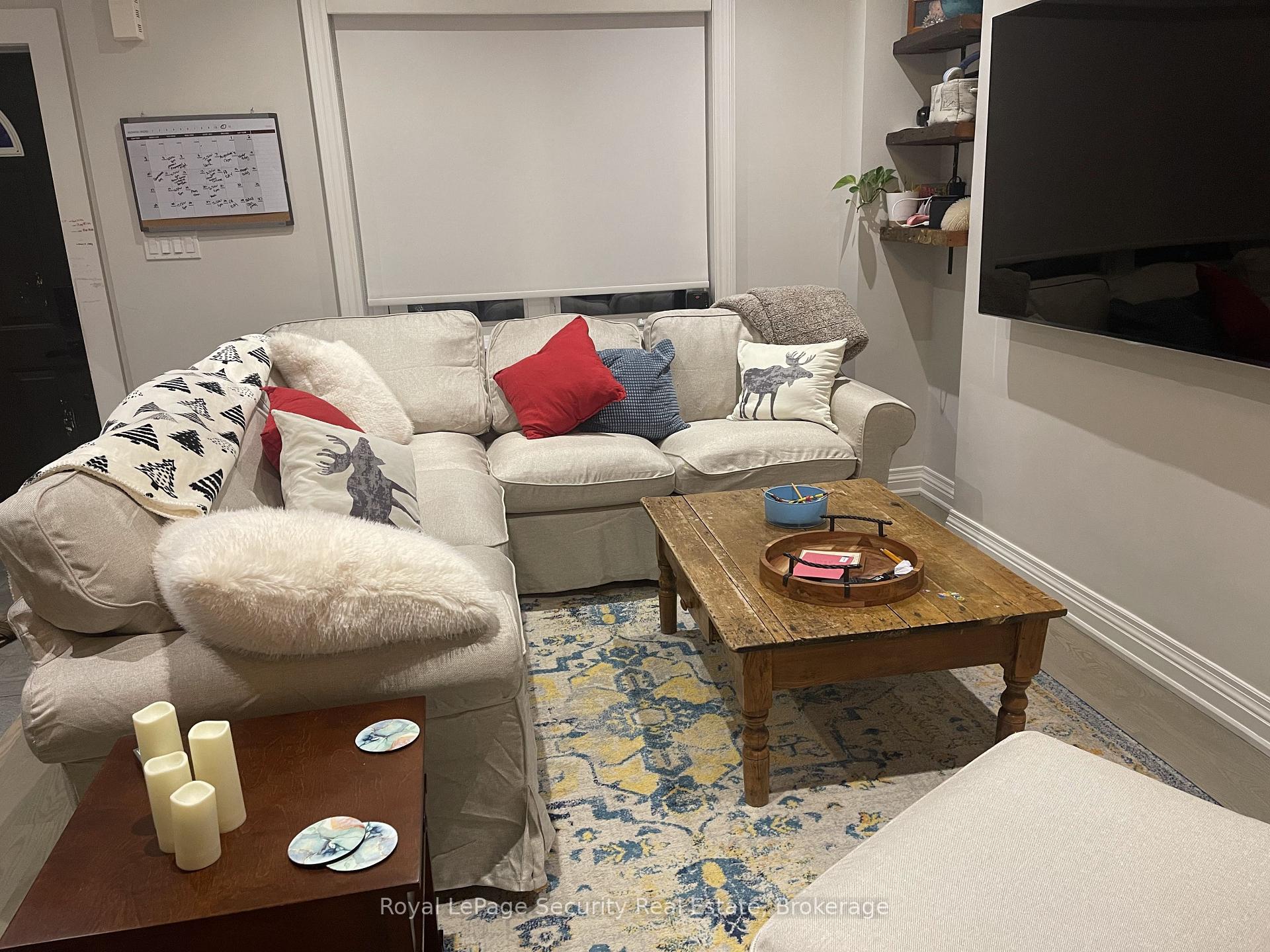 Photo 4 of Unit Upper, 332 Rusholme Road, Toronto, Dufferin Grove — HOMEH