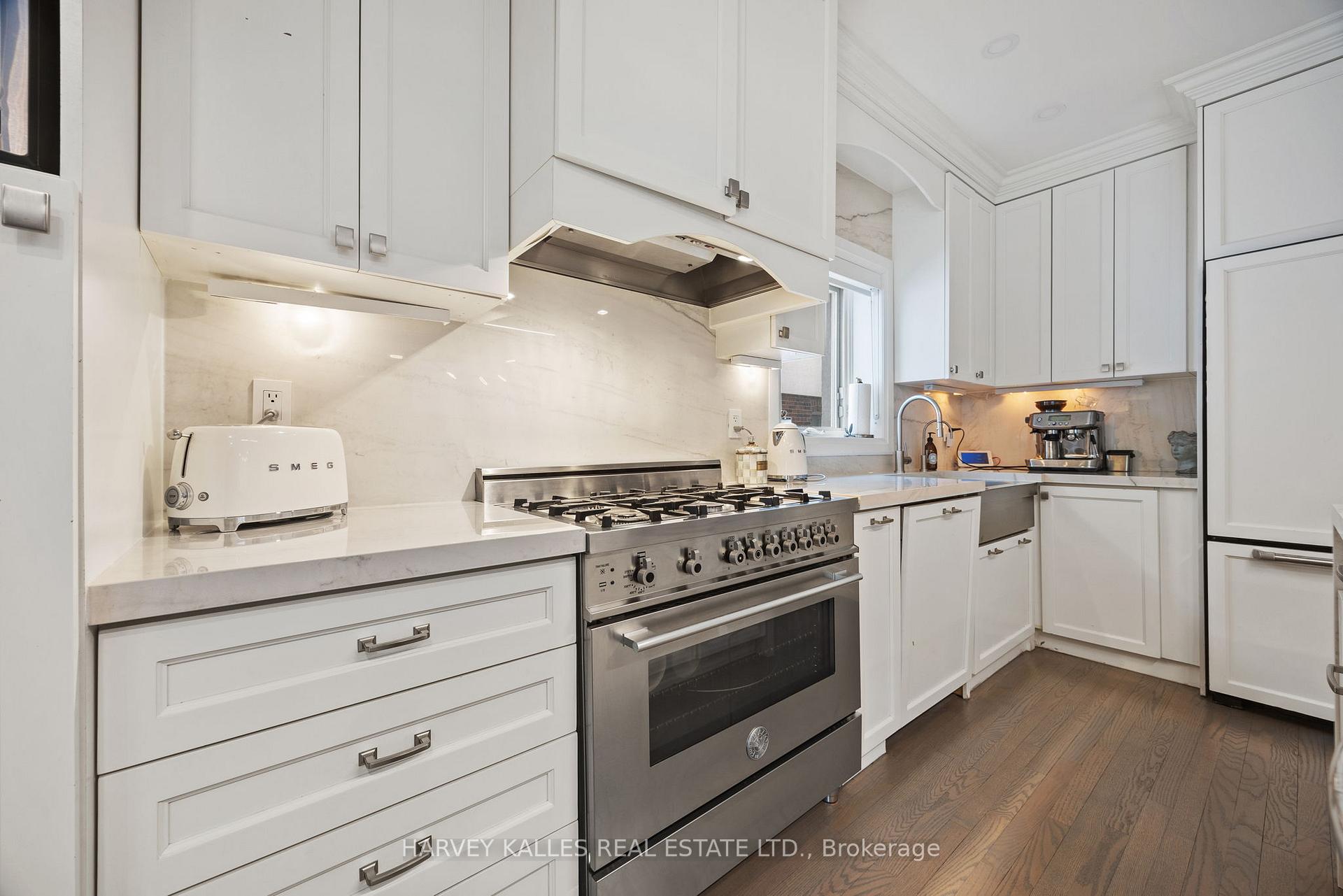 Photo 7 of 39 Carmichael Avenue, Toronto, Bedford Park-Nortown — HOMEH