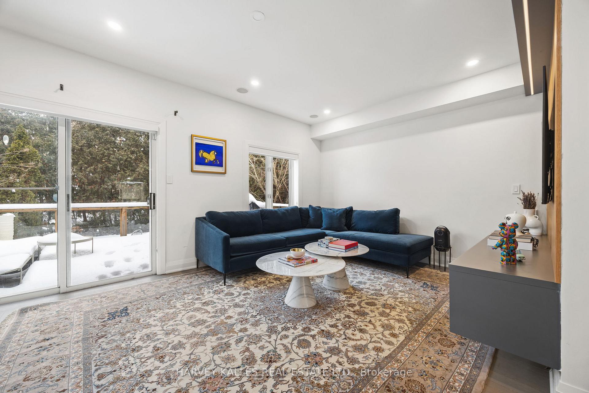 Photo 11 of 39 Carmichael Avenue, Toronto, Bedford Park-Nortown — HOMEH