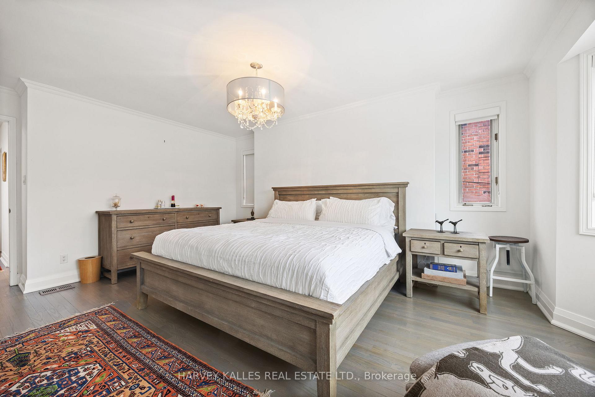 Photo 14 of 39 Carmichael Avenue, Toronto, Bedford Park-Nortown — HOMEH