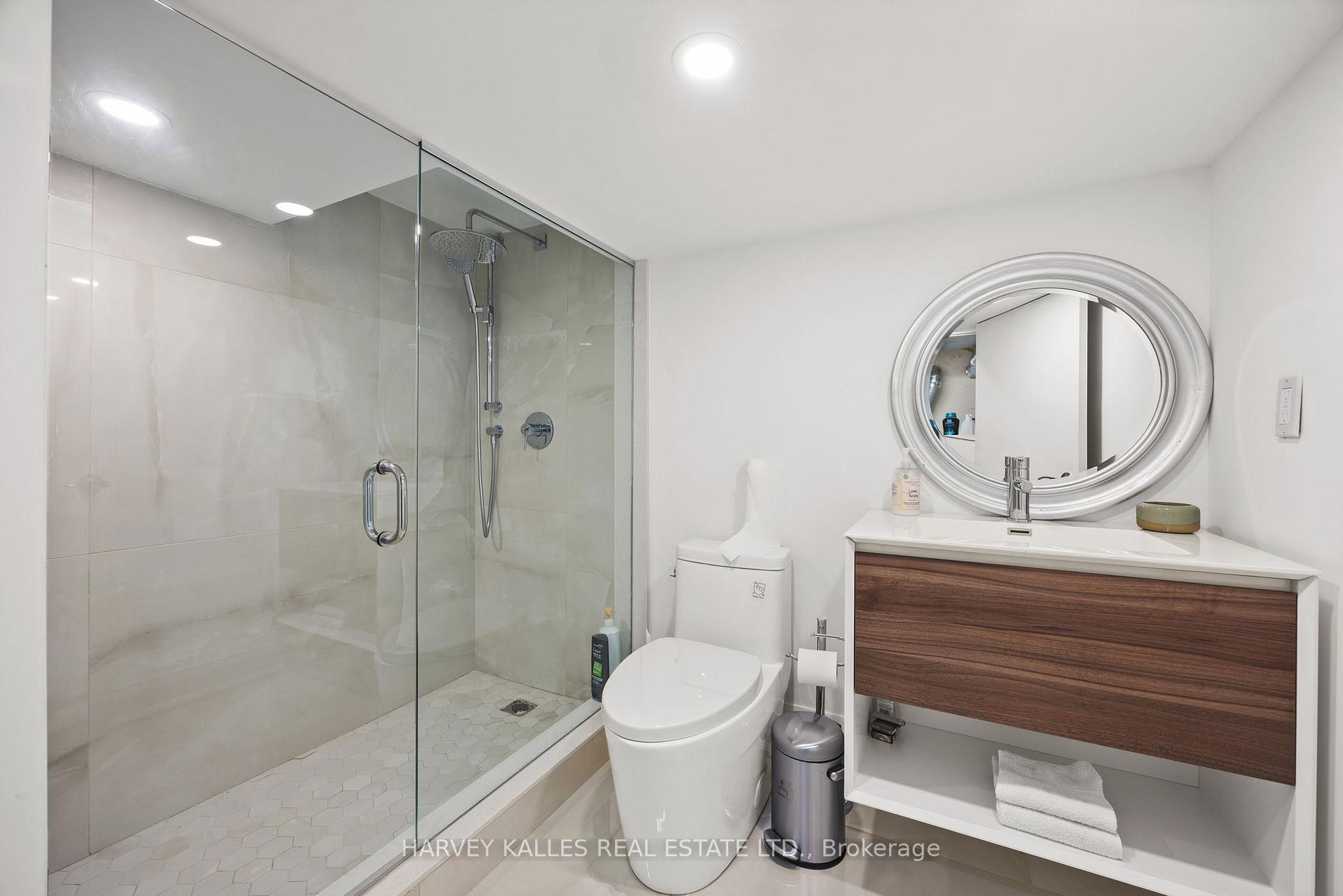Photo 23 of 39 Carmichael Avenue, Toronto, Bedford Park-Nortown — HOMEH
