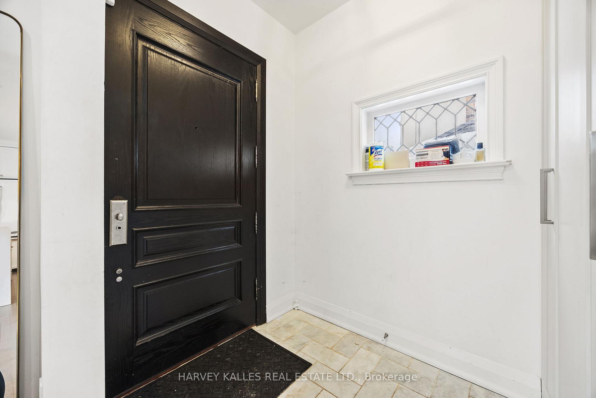 Photo 33 of 39 Carmichael Avenue, Toronto, Bedford Park-Nortown — HOMEH