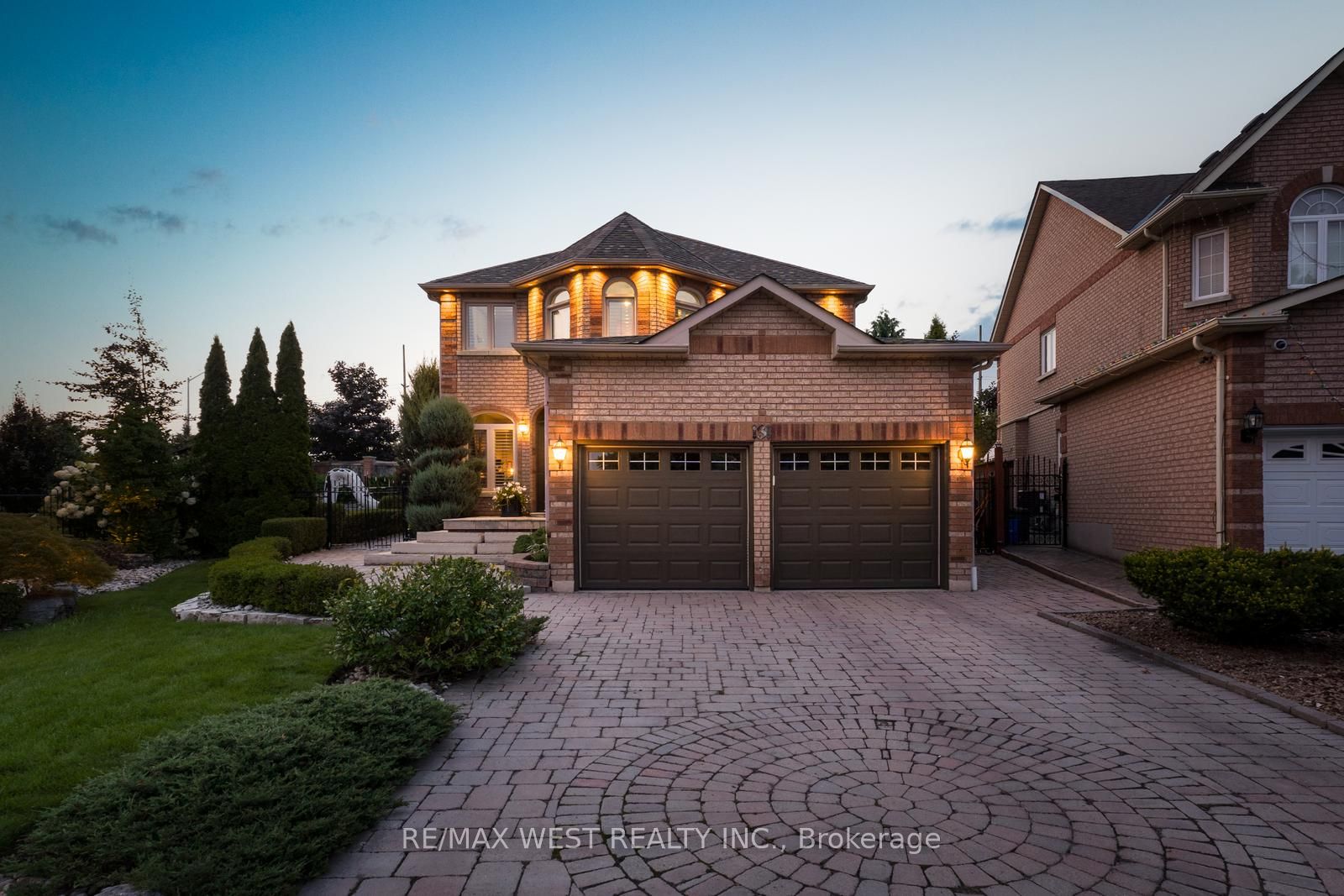 Photo 42 of 131 Cherokee Drive, Vaughan, Maple — HOMEH