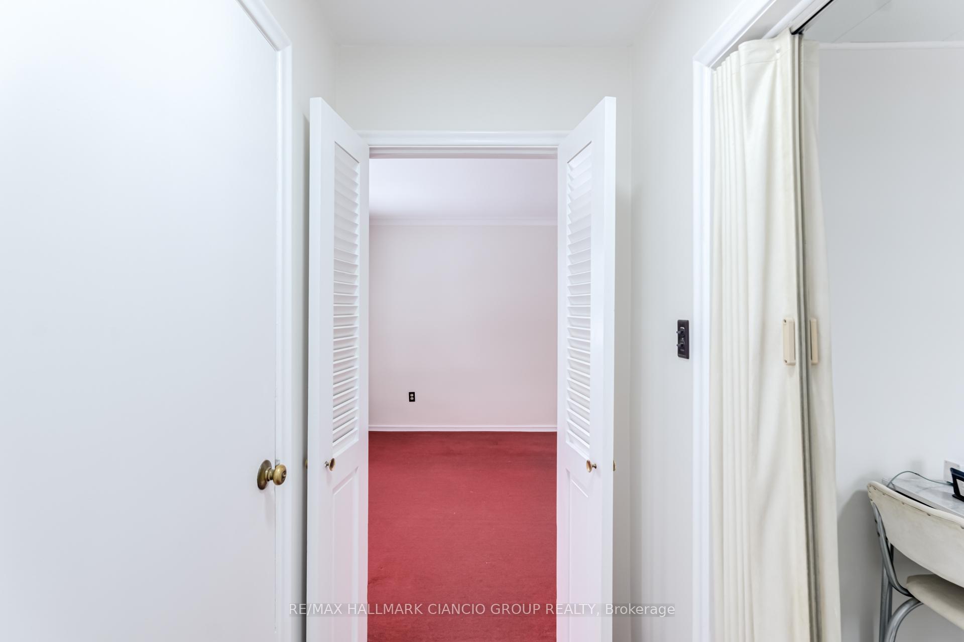 Photo 5 of 18 Castille Avenue, Scarborough, Wexford-Maryvale — HOMEH