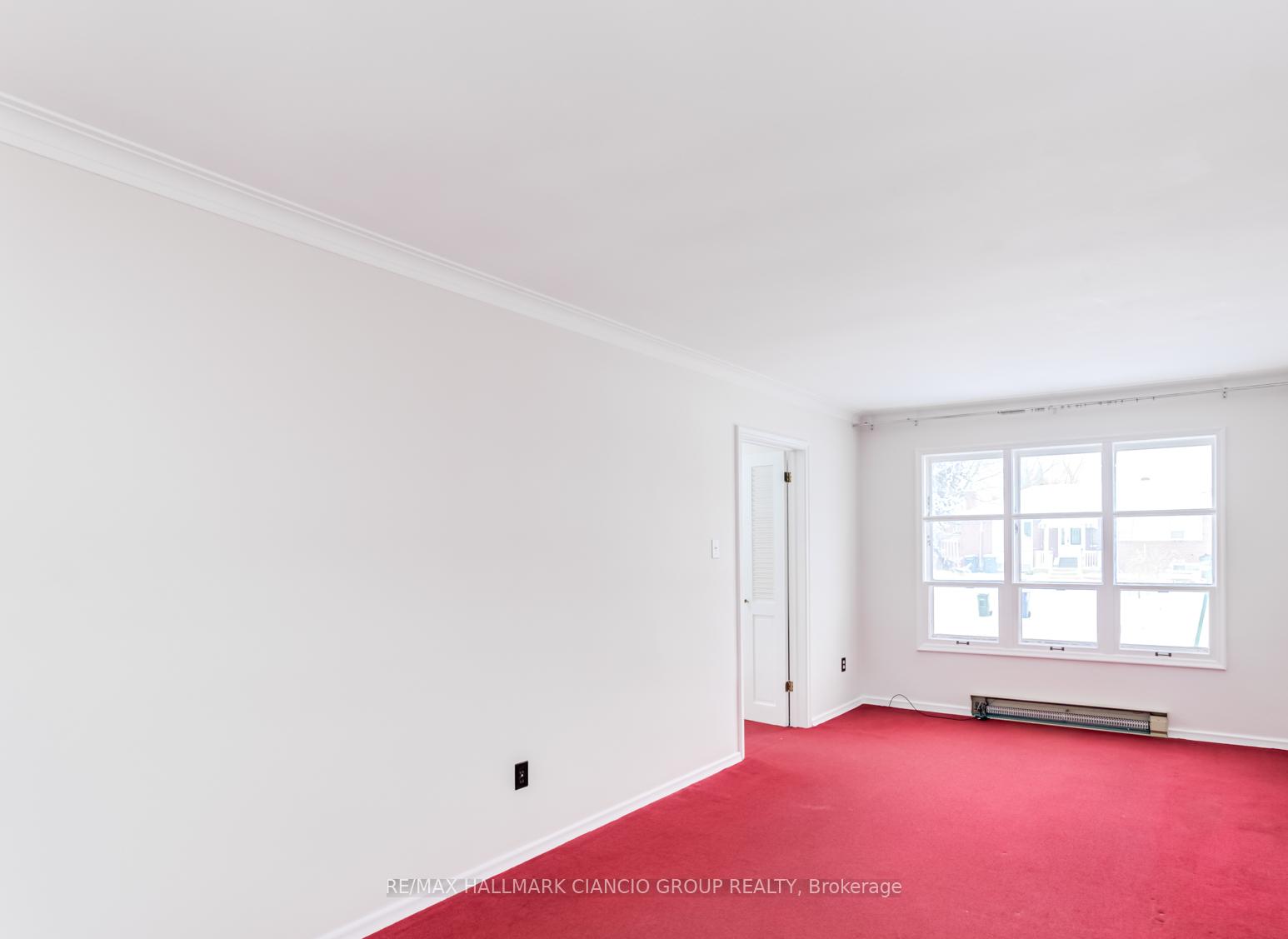 Photo 6 of 18 Castille Avenue, Scarborough, Wexford-Maryvale — HOMEH