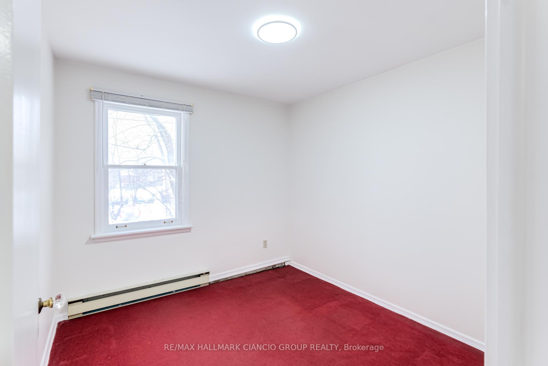 Photo 21 of 18 Castille Avenue, Scarborough, Wexford-Maryvale — HOMEH