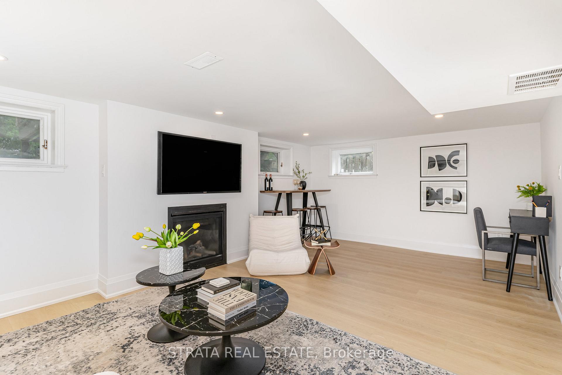Photo 14 of 612 O'Connor Drive, Toronto, East York — HOMEH