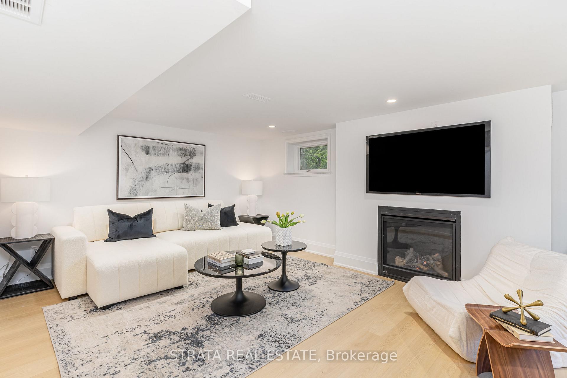 Photo 17 of 612 O'Connor Drive, Toronto, East York — HOMEH