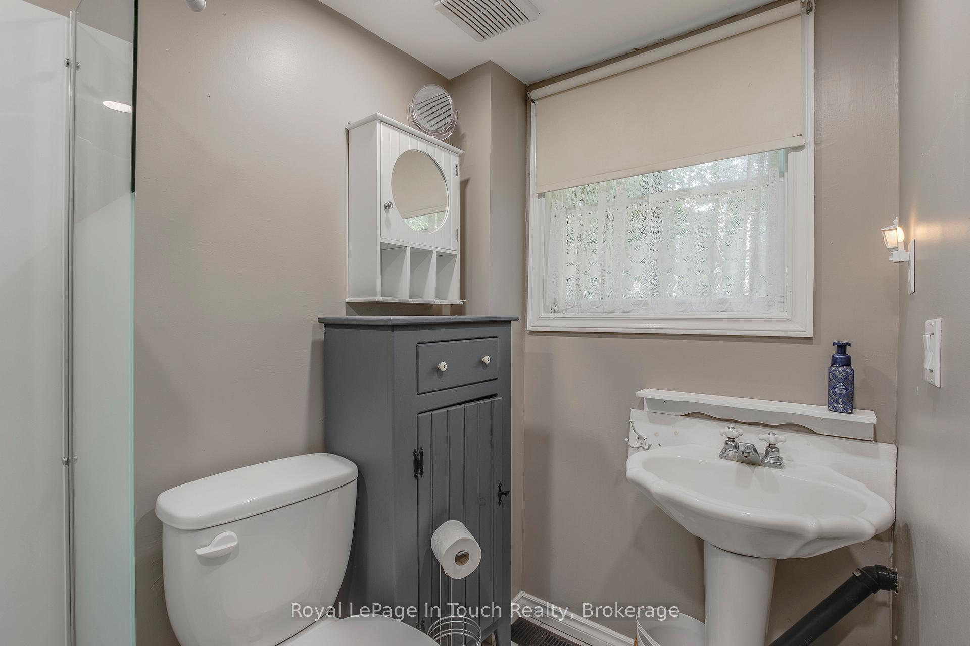 Photo 19 of 68 Quesnelle Drive, Tiny, Rural Tiny — HOMEH