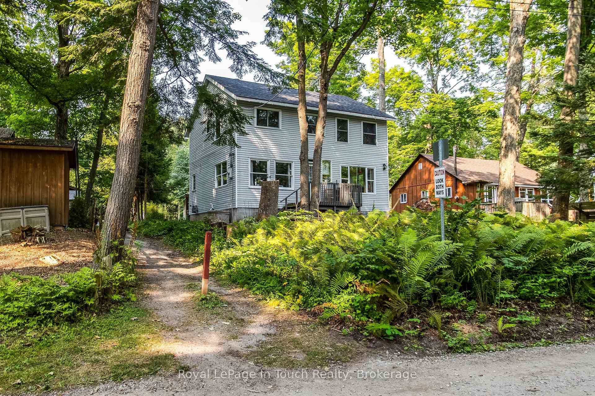 Photo 33 of 68 Quesnelle Drive, Tiny, Rural Tiny — HOMEH