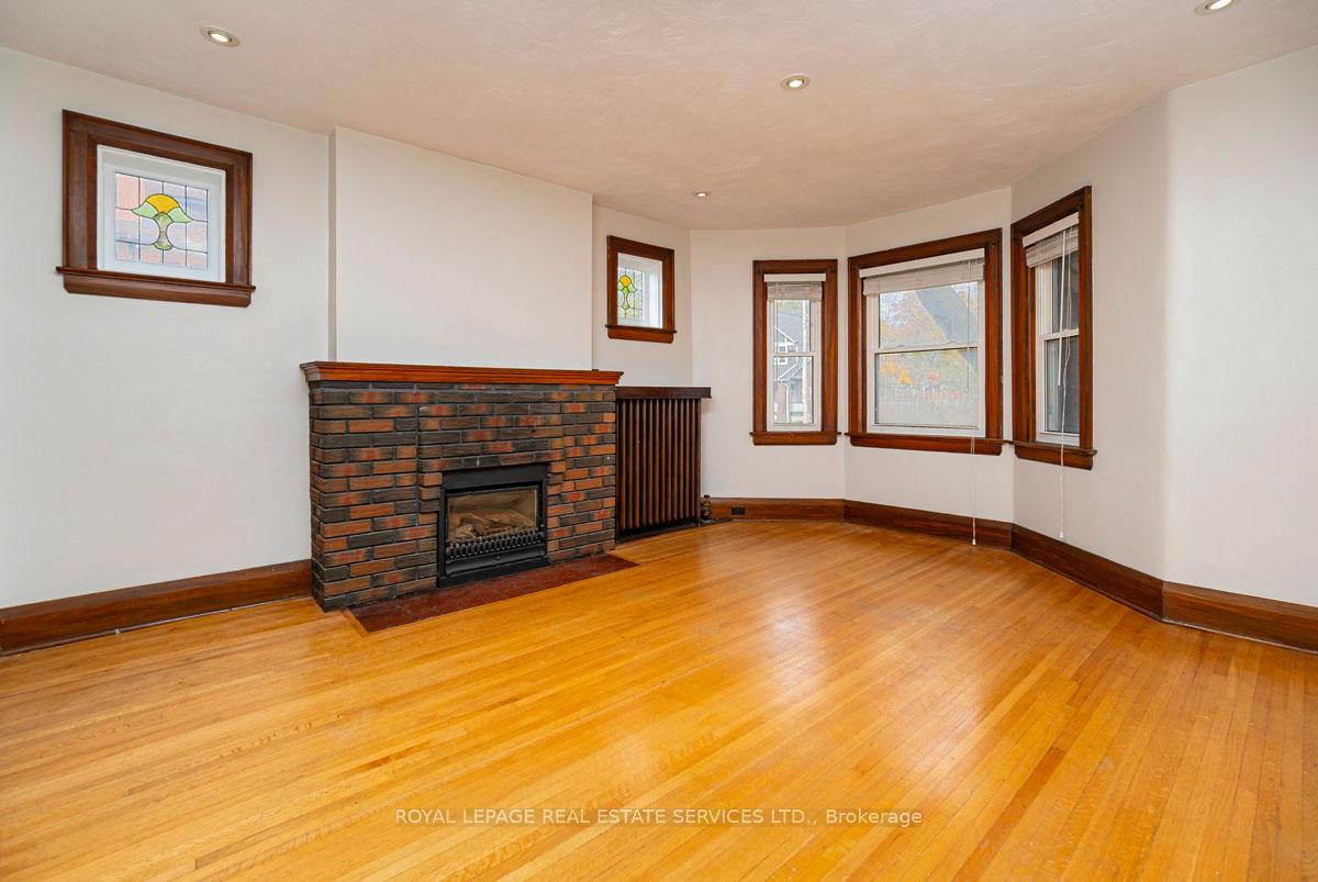 Photo 7 of Unit Main, 59 Albertus Avenue, Toronto, Lawrence Park South — HOMEH