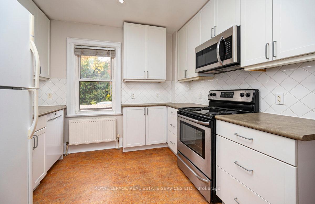 Photo 6 of Unit Main, 59 Albertus Avenue, Toronto, Lawrence Park South — HOMEH