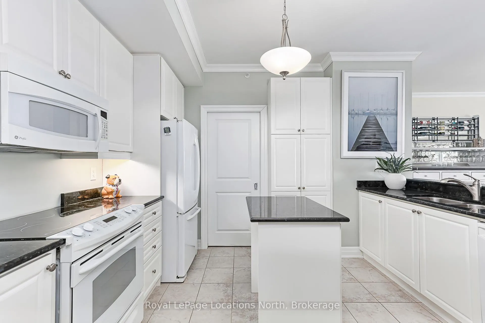 Photo 8 of Unit 207, 1 Shipyard Lane, Collingwood — HOMEH