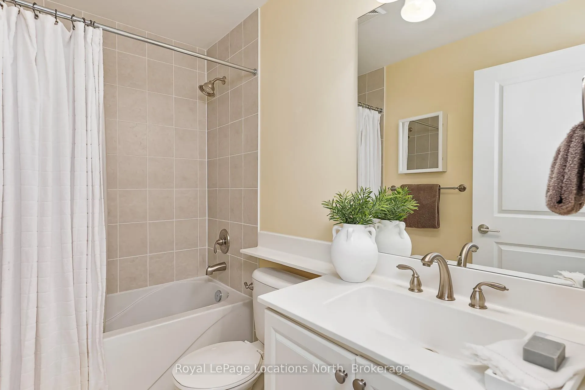 Photo 27 of Unit 207, 1 Shipyard Lane, Collingwood — HOMEH