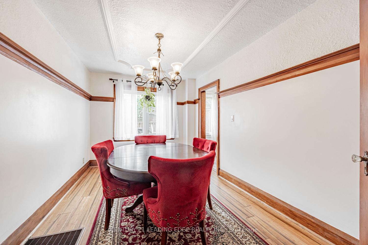 Photo 5 of 295 Monarch Park Avenue, Toronto, Danforth Village-East York — HOMEH