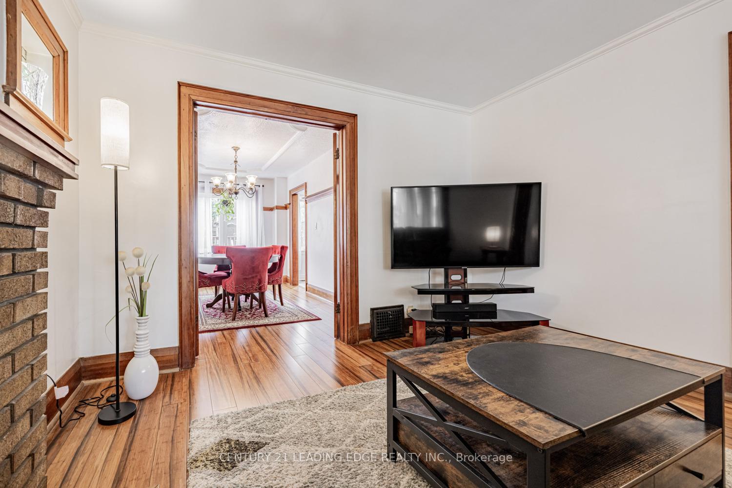Photo 7 of 295 Monarch Park Avenue, Toronto, Danforth Village-East York — HOMEH