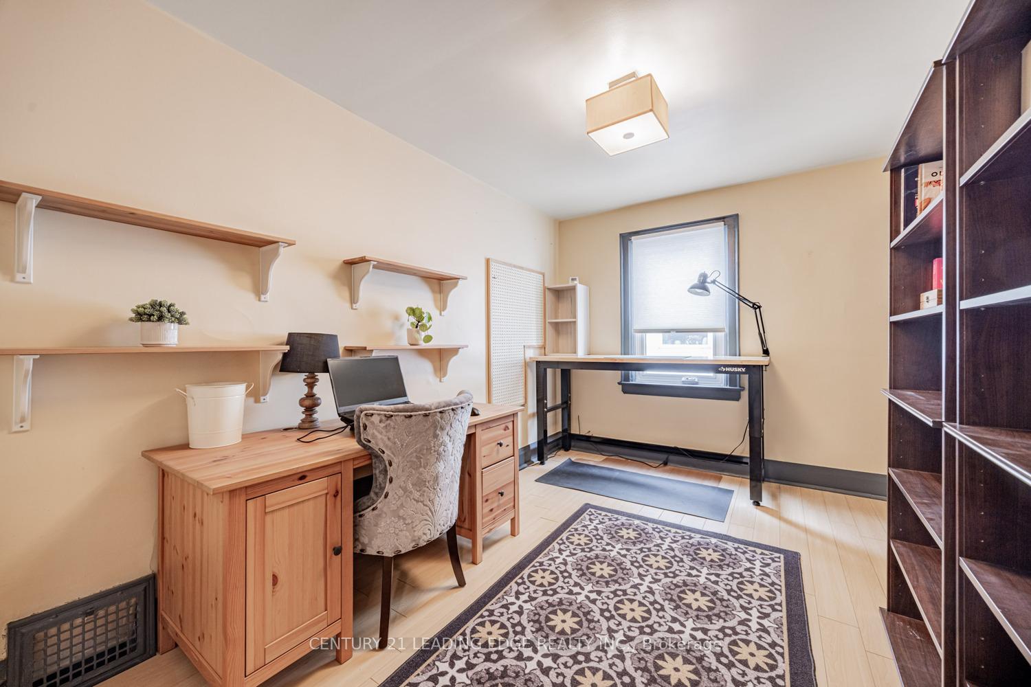 Photo 17 of 295 Monarch Park Avenue, Toronto, Danforth Village-East York — HOMEH