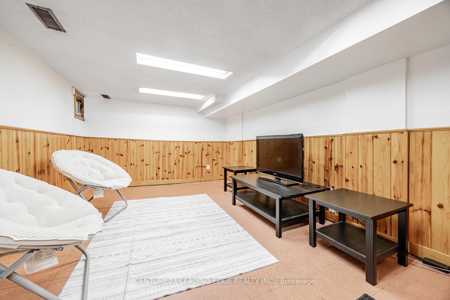 Photo 19 of 295 Monarch Park Avenue, Toronto, Danforth Village-East York — HOMEH