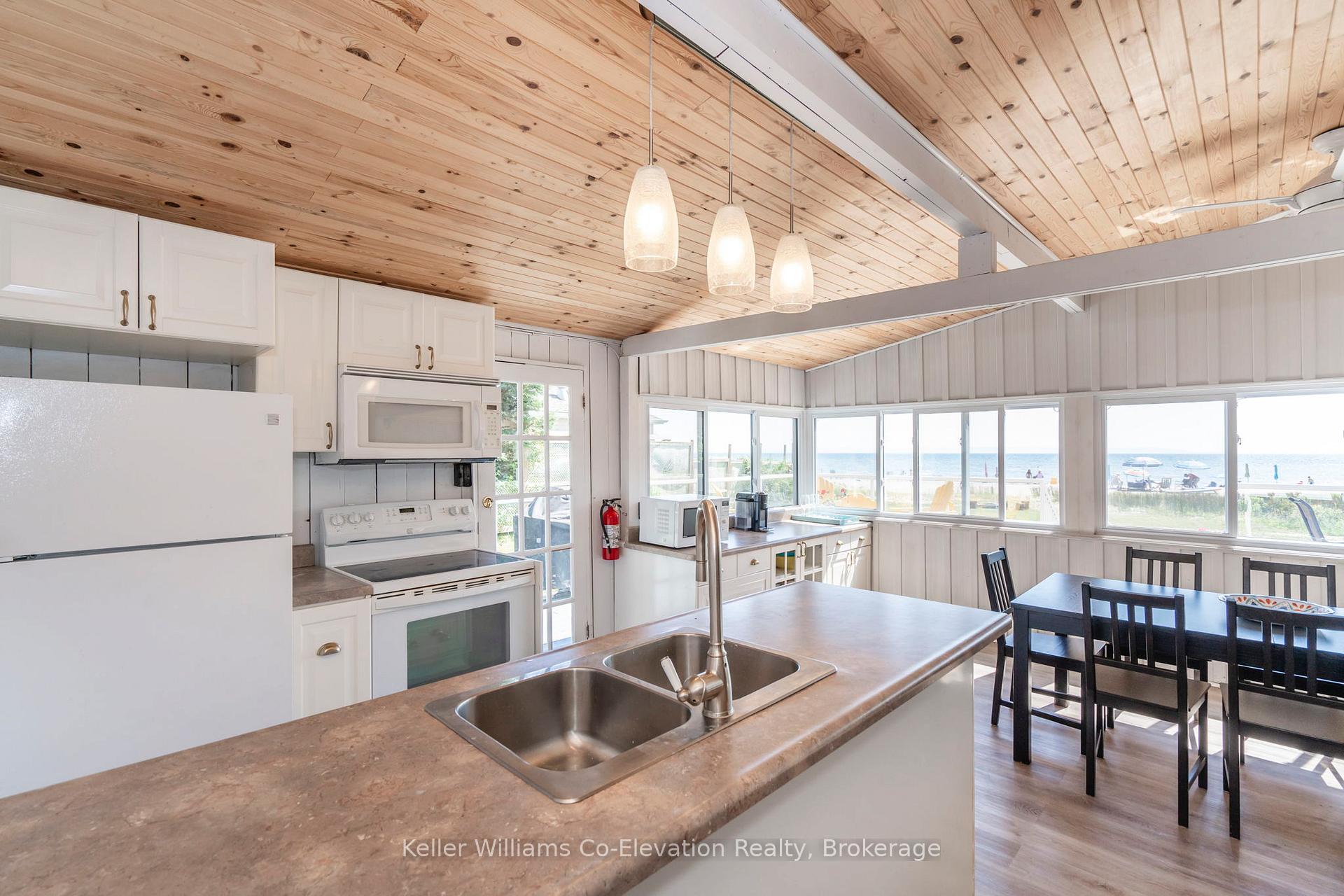 Photo 12 of 1486 Tiny Beaches Road N, Tiny, Rural Tiny — HOMEH