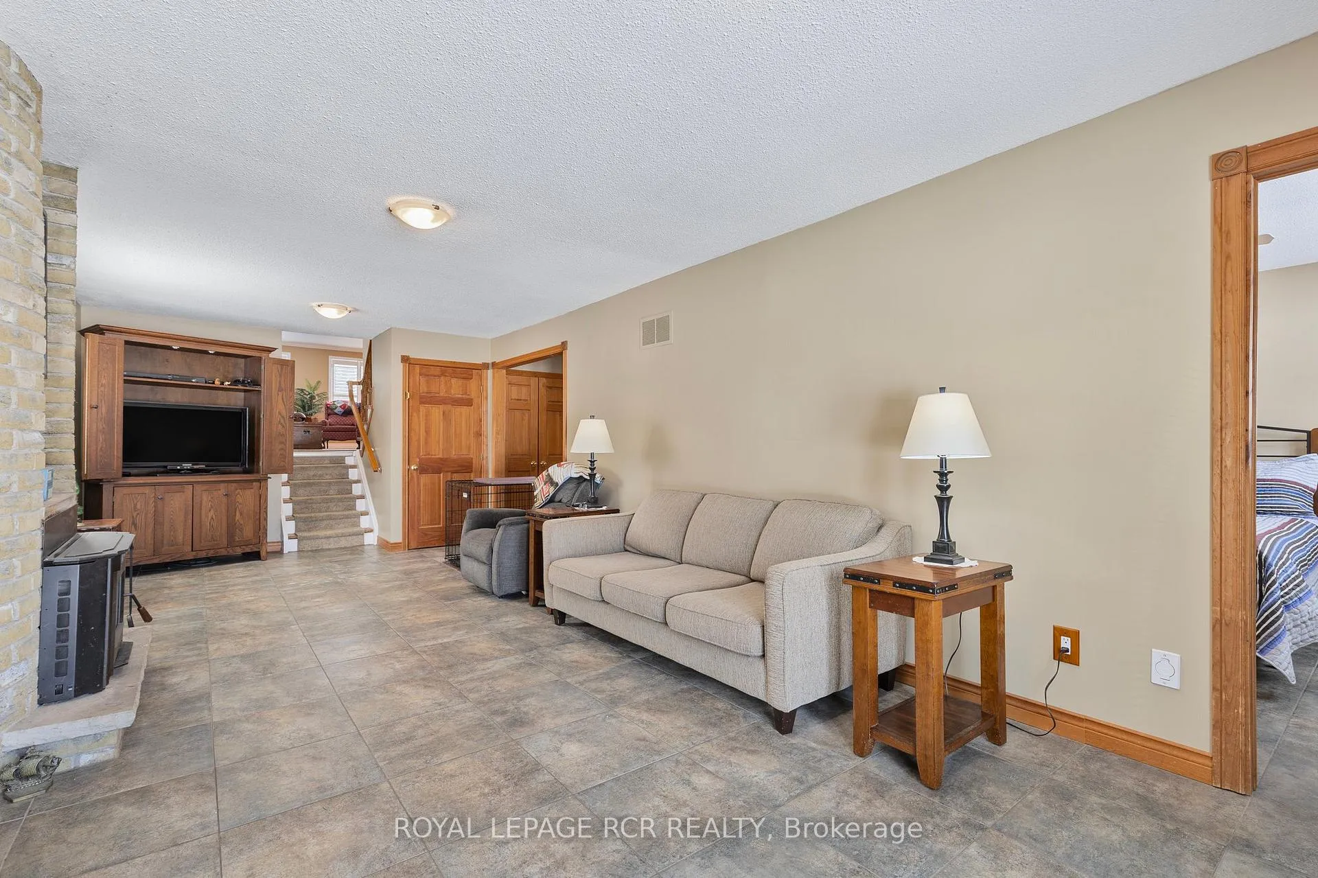 Photo 19 of 9 Woodland Road, Amaranth, Rural Amaranth — HOMEH
