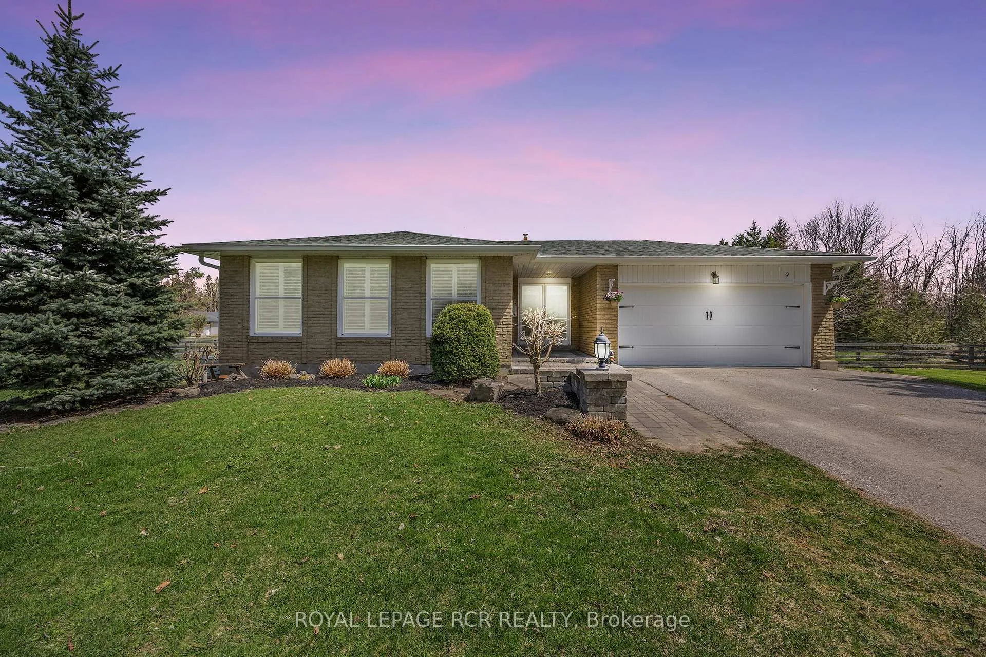 Photo 33 of 9 Woodland Road, Amaranth, Rural Amaranth — HOMEH