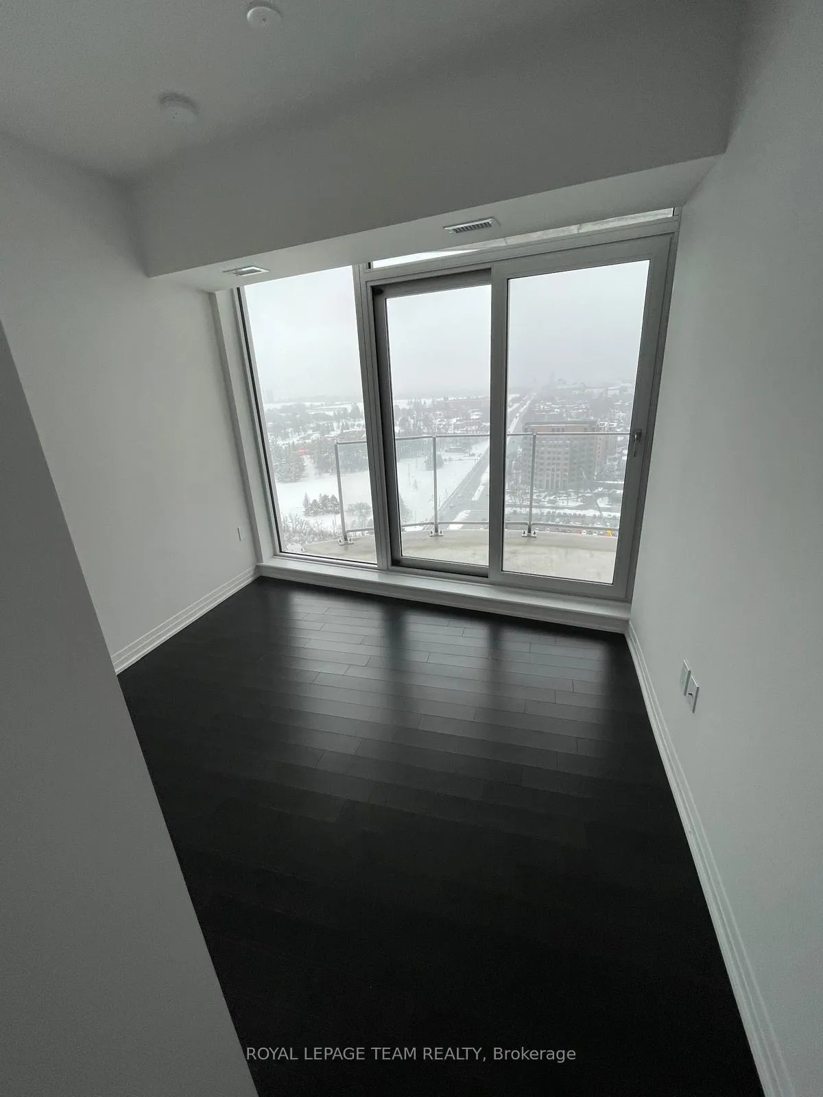 Photo 13 of Unit 2302, 805 Carling Avenue, Ottawa, West Centre Town — HOMEH