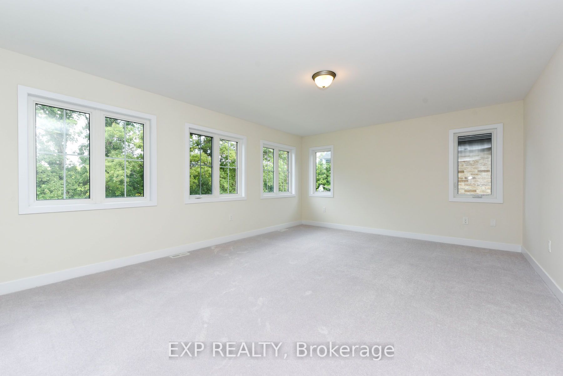 Photo 44 of 1431 wellwood Terrace, Milton, Cobban — HOMEH
