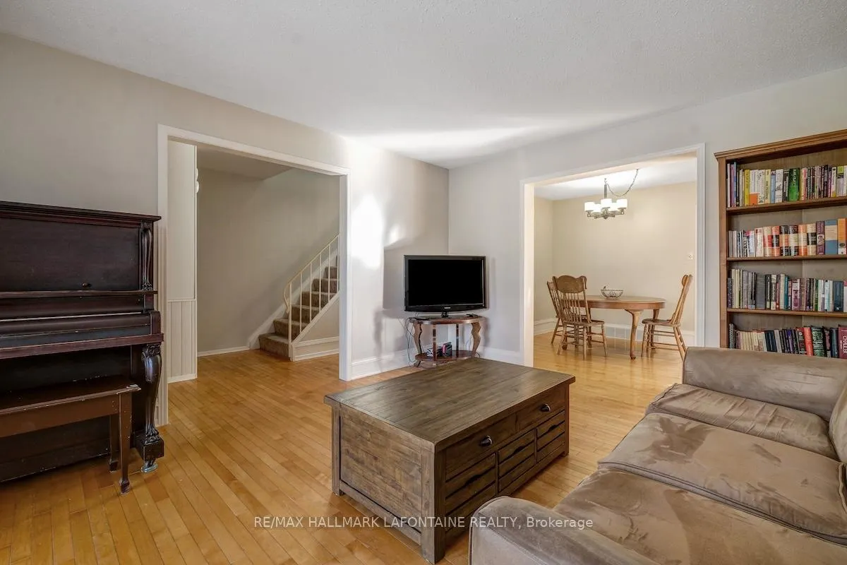 Photo 8 of 3365 D'Aoust Avenue, Ottawa, Sawmill Creek/Timbermill — HOMEH