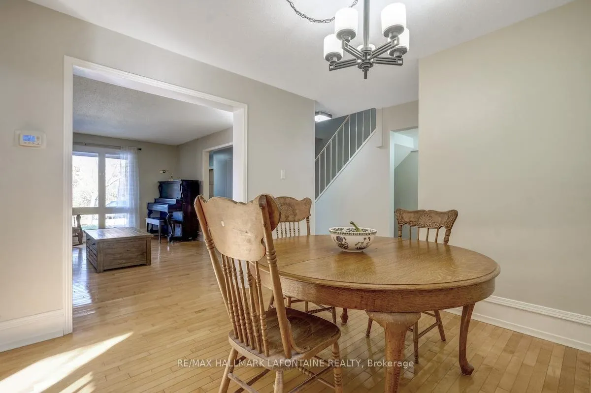 Photo 11 of 3365 D'Aoust Avenue, Ottawa, Sawmill Creek/Timbermill — HOMEH