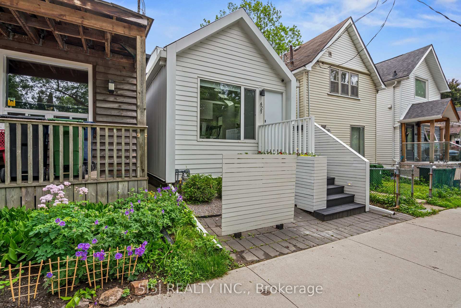 Photo 3 of 421 Craven Road, Toronto, Greenwood-Coxwell — HOMEH