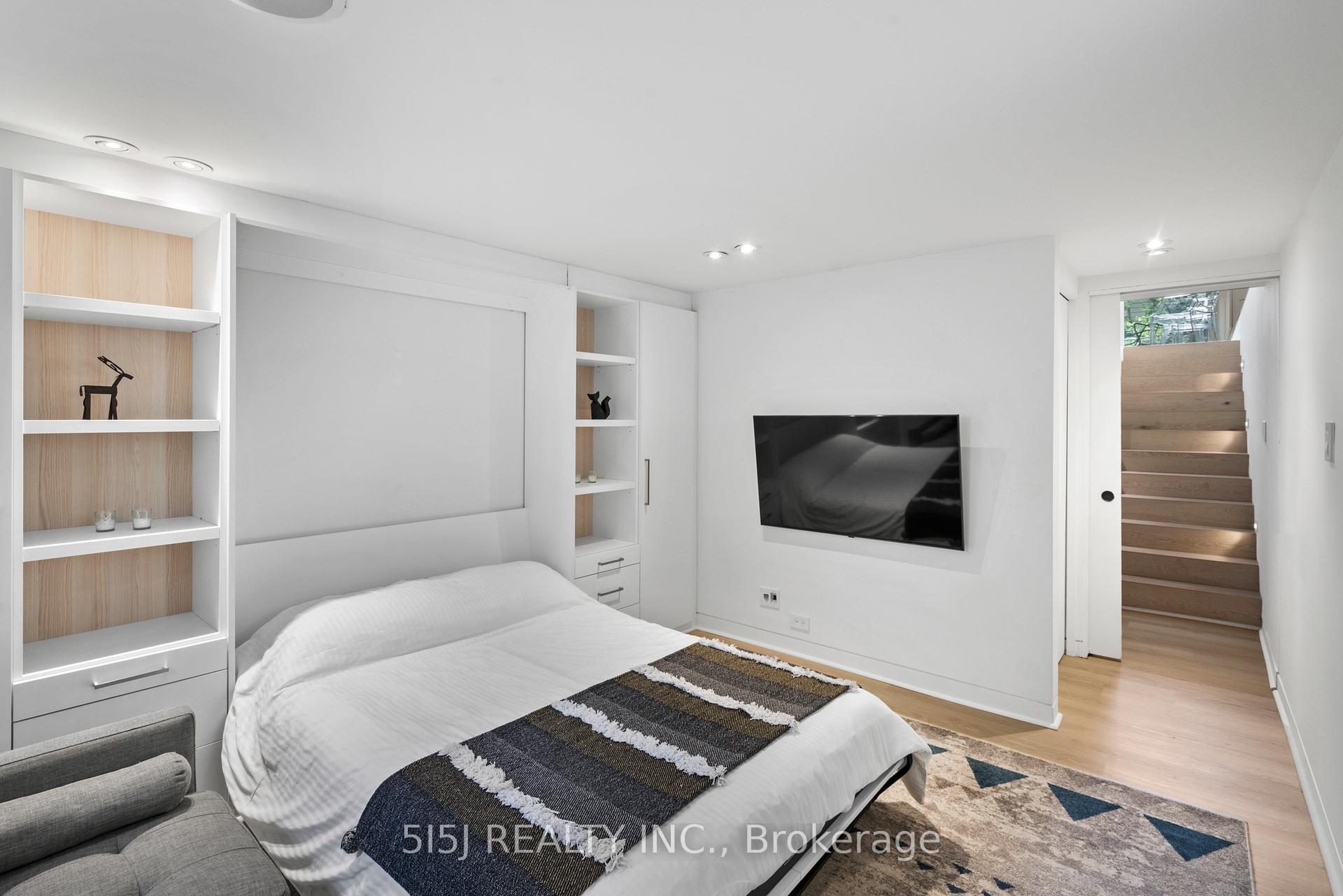 Photo 18 of 421 Craven Road, Toronto, Greenwood-Coxwell — HOMEH