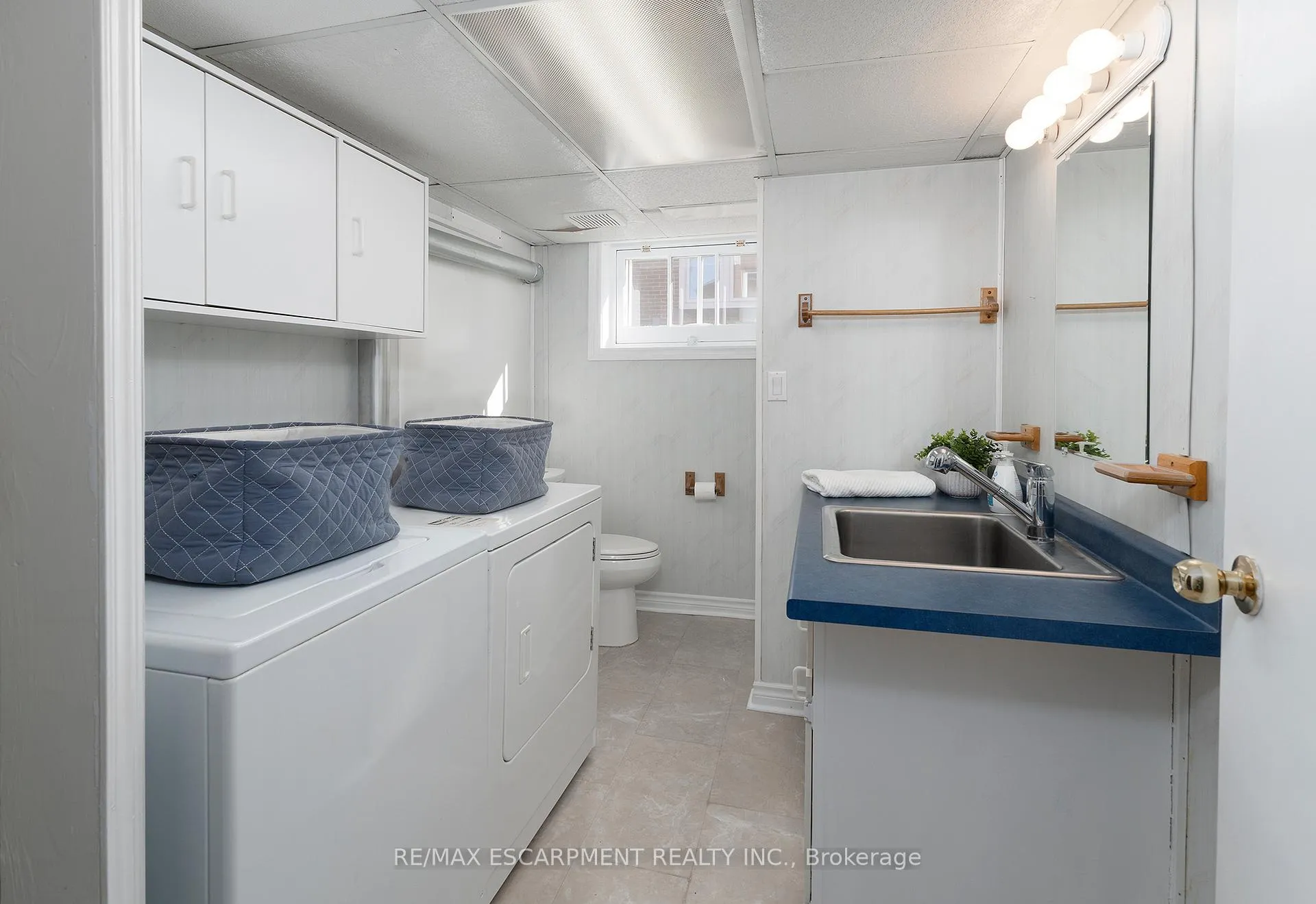 Photo 18 of 4876 Portage Road, Niagara Falls, Cherrywood — HOMEH