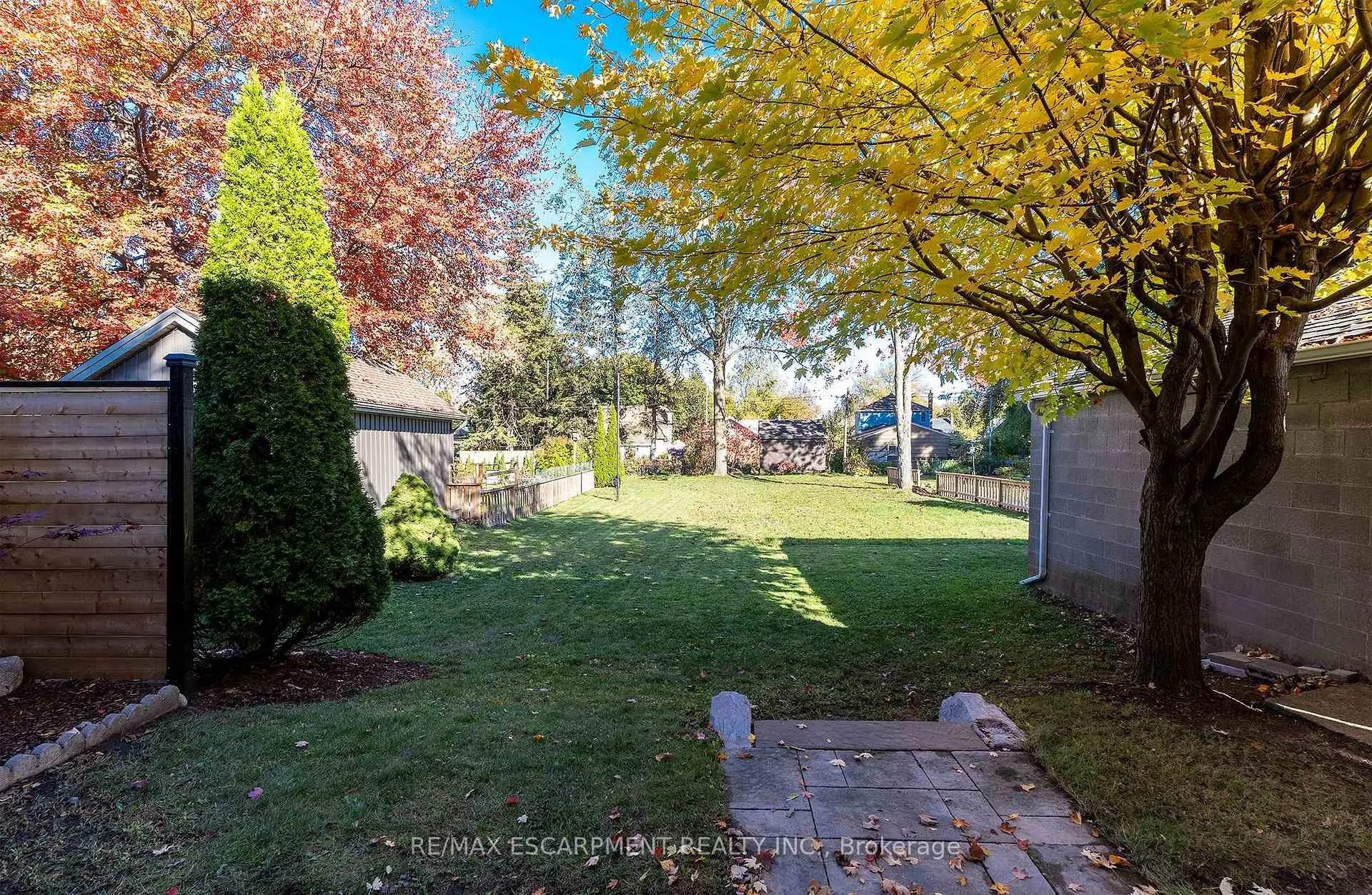 Photo 21 of 4876 Portage Road, Niagara Falls, Cherrywood — HOMEH