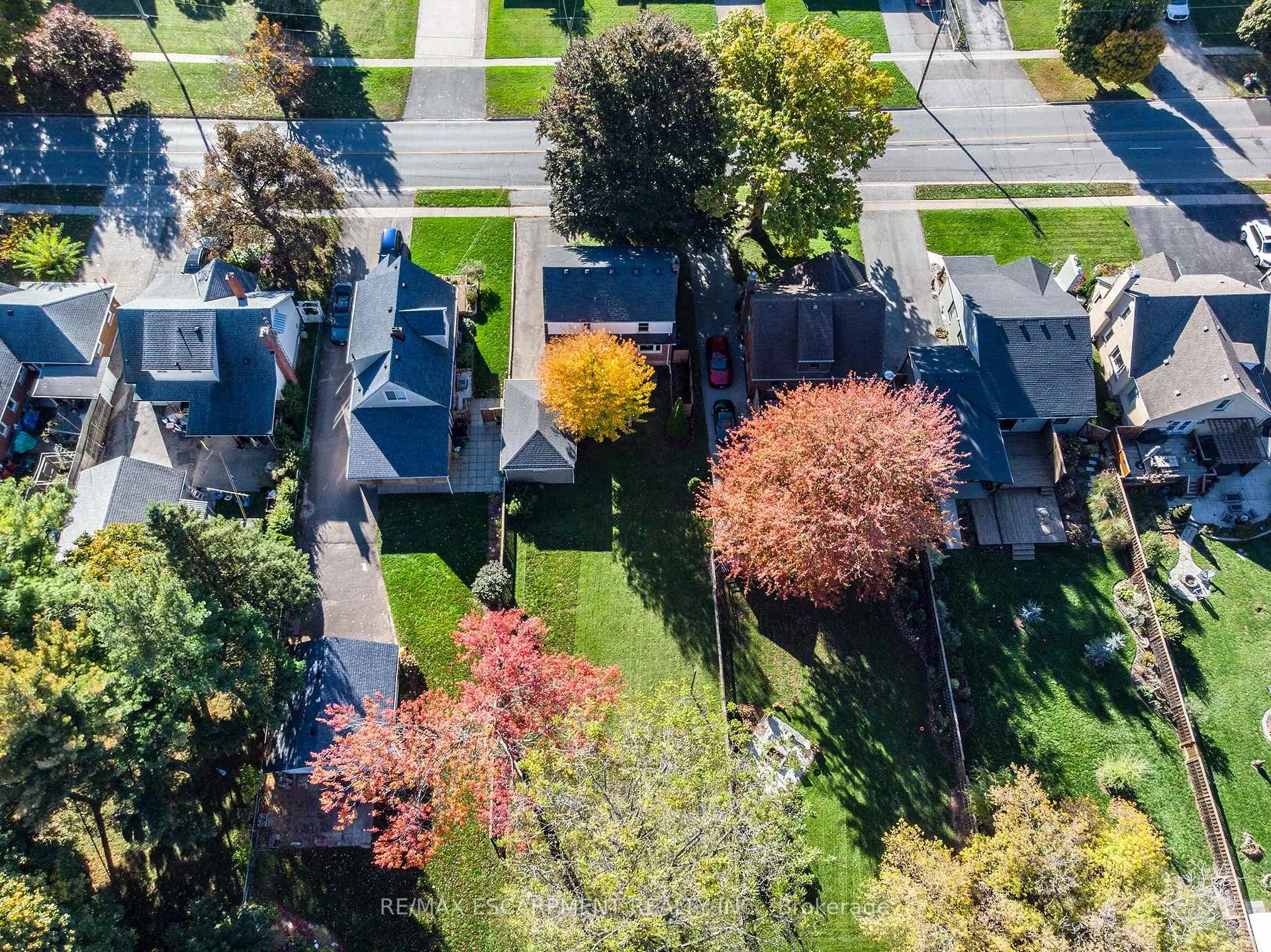 Photo 25 of 4876 Portage Road, Niagara Falls, Cherrywood — HOMEH