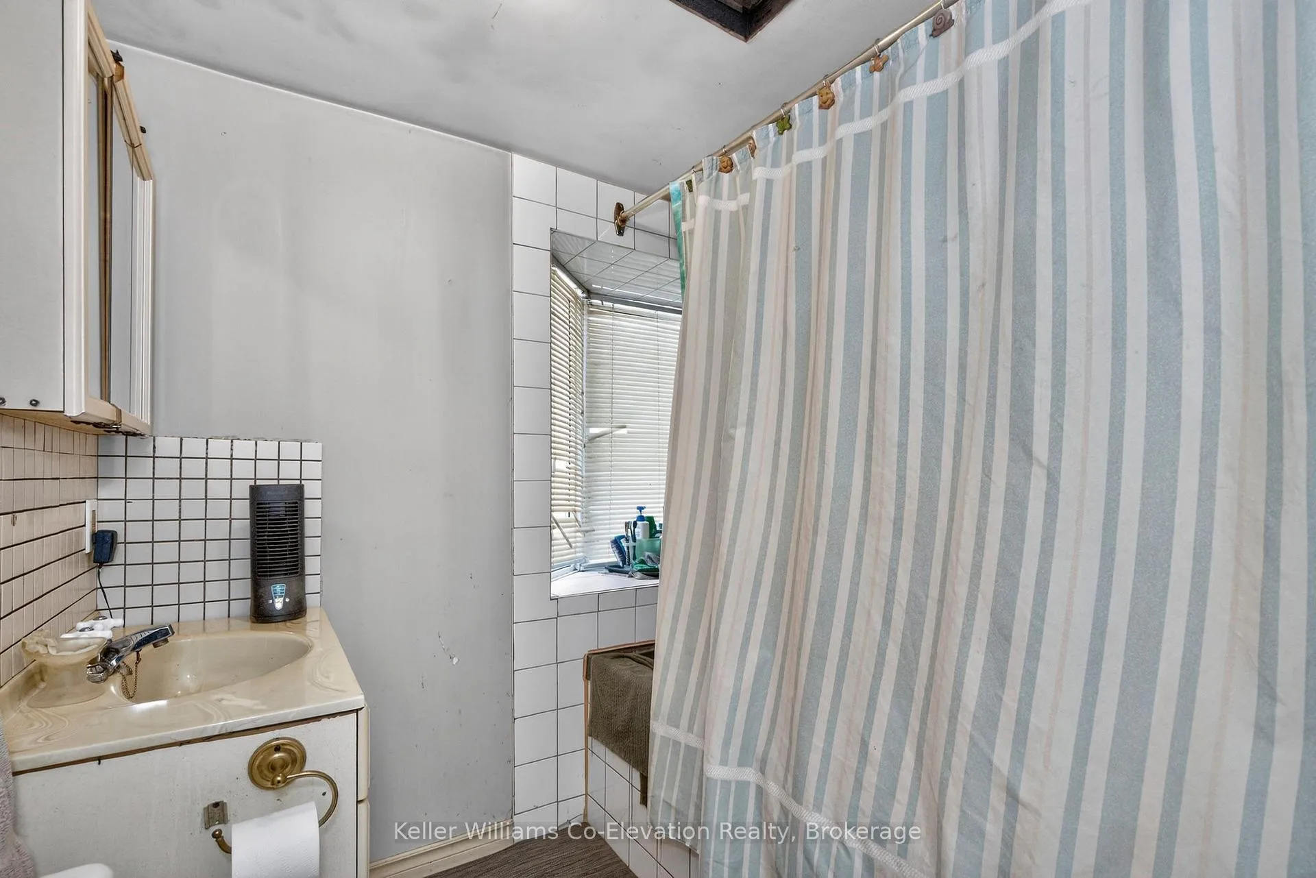 Photo 16 of 332 Wardell Street, Tay, Port McNicoll — HOMEH
