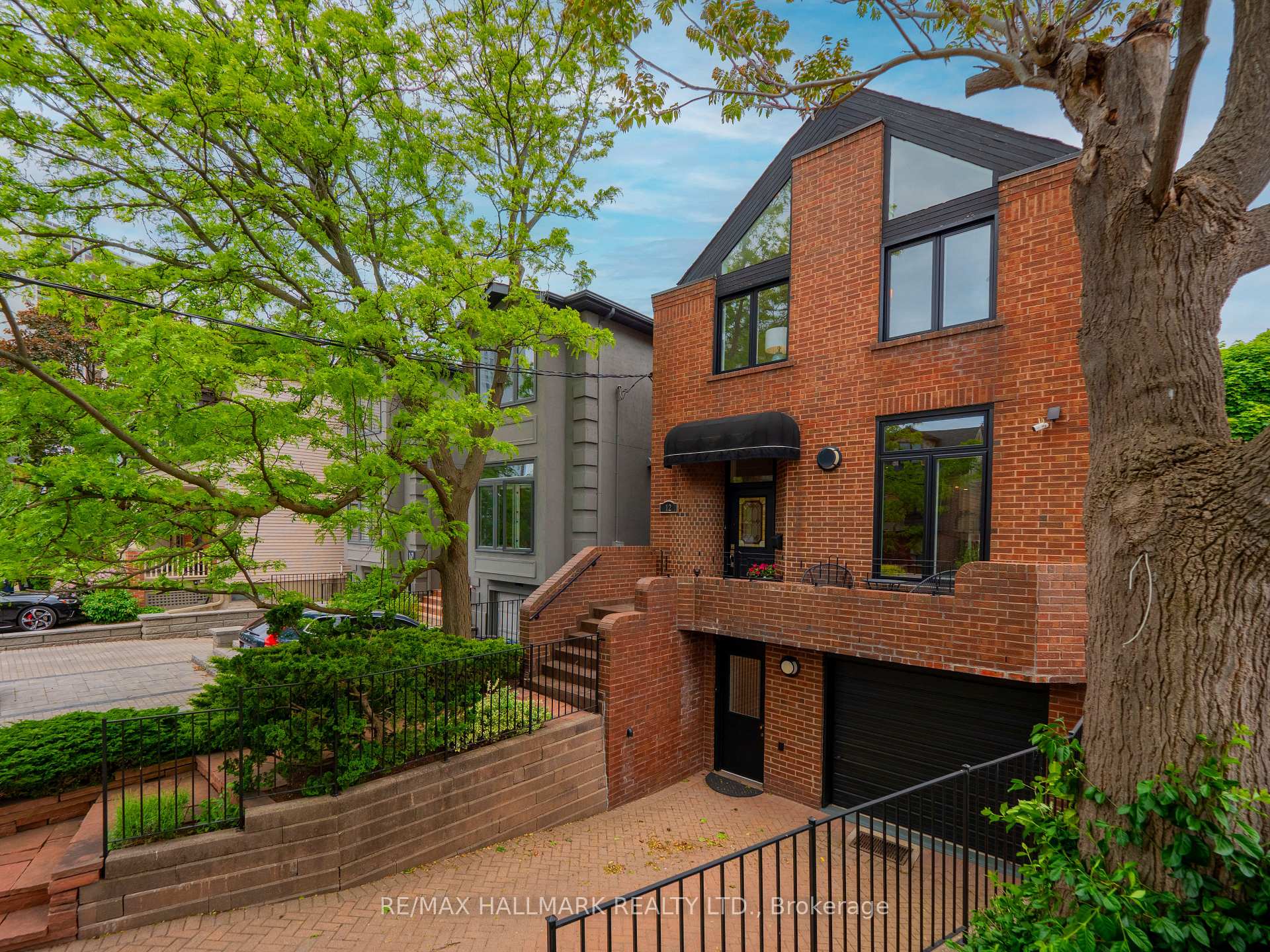 Photo 1 of 12 Pretoria Avenue, Toronto, Playter Estates-Danforth — HOMEH