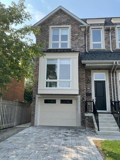 Front of 35A Marquette Avenue